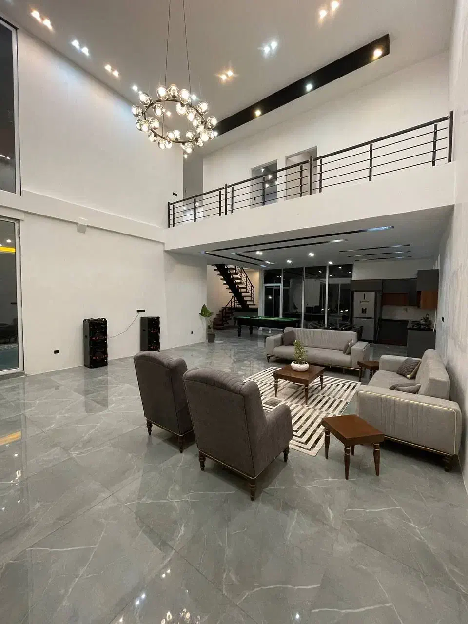 اجاره ی روزانه ی ویلای استخردار آبگرم سهیلیه|اجارهٔ کوتاه‌مدت ویلا و باغ|تهران, ولنجک|دیوار