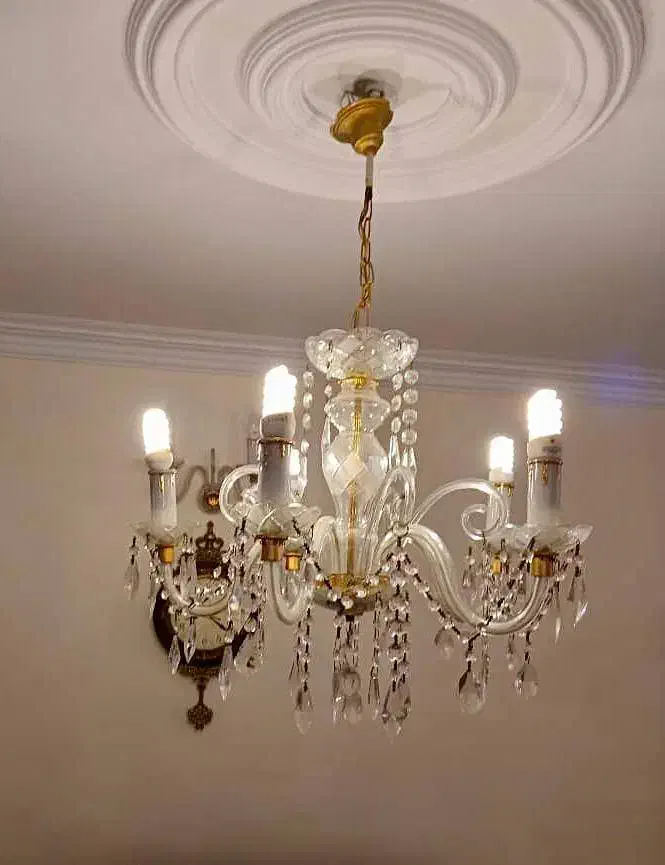 تعدای لوستر کریستالی آنتیک ساخت چک|لوستر و چراغ آویز|تهران, شهرآرا|دیوار