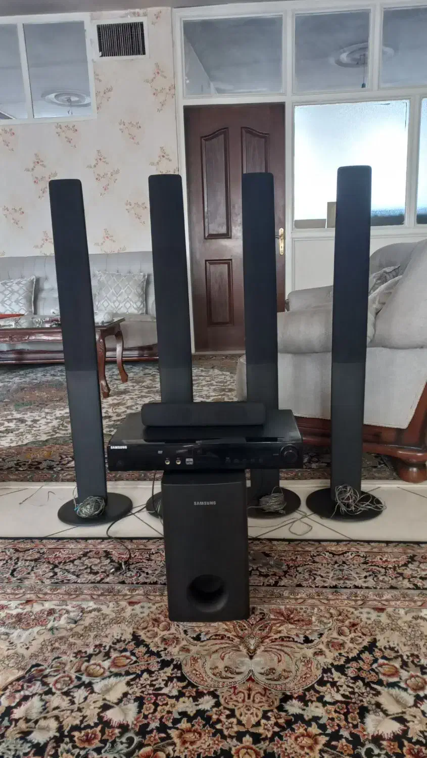 اسپیکر با دیویدی تمیز و سالم|سیستم صوتی خانگی|کرج, فاز ۳ گوهردشت|دیوار