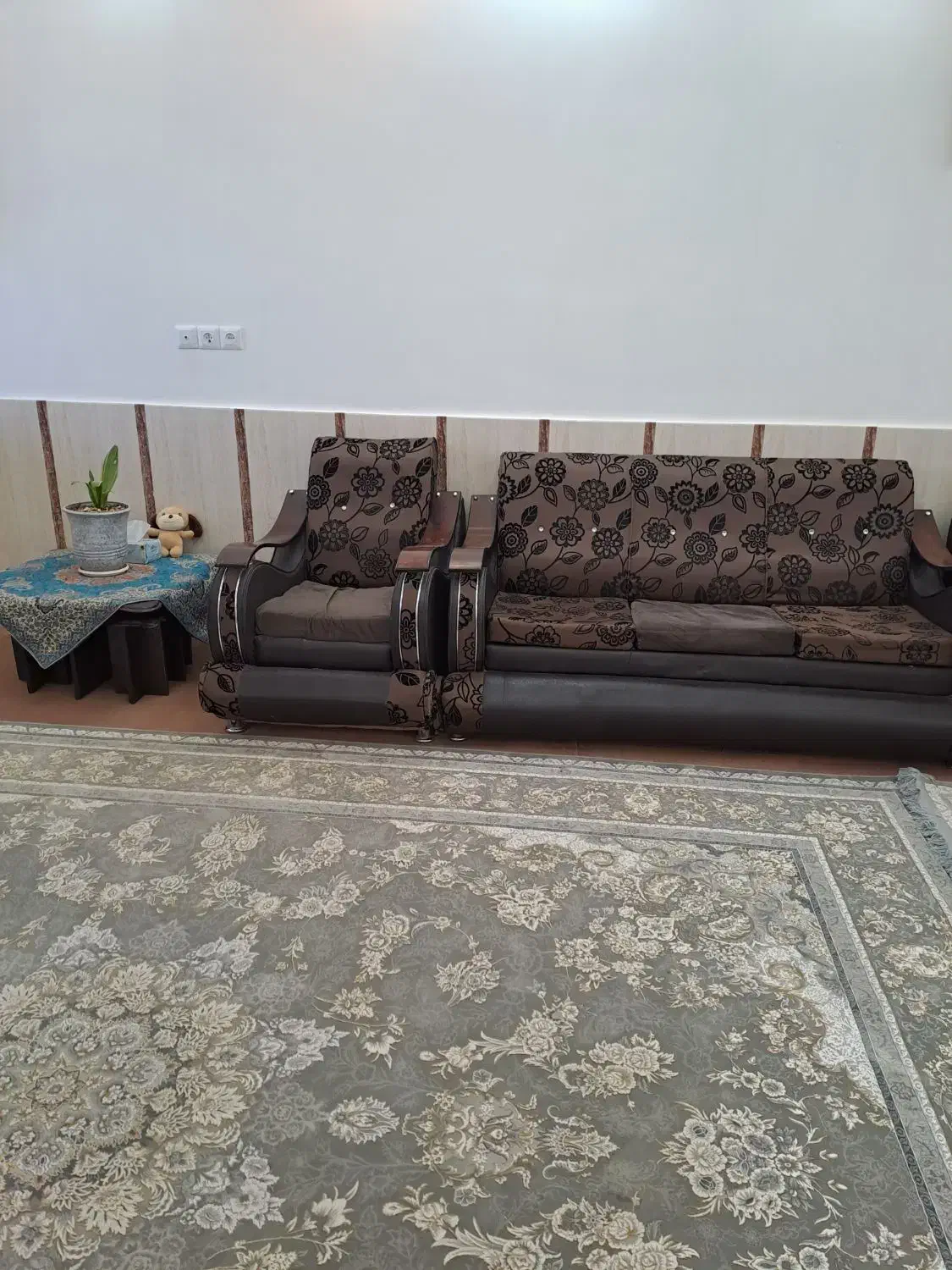 مبل چهارده نفره|مبلمان خانگی و میز عسلی|بیرجند, |دیوار