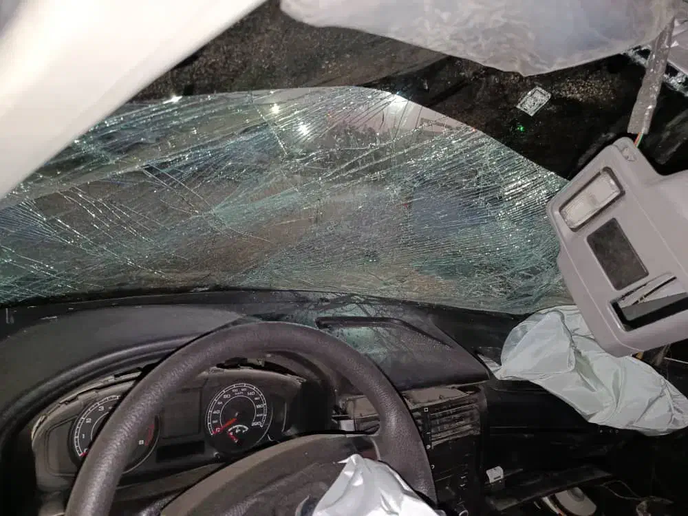 آریسان تصادفی|خودرو سواری و وانت|هندیجان, |دیوار