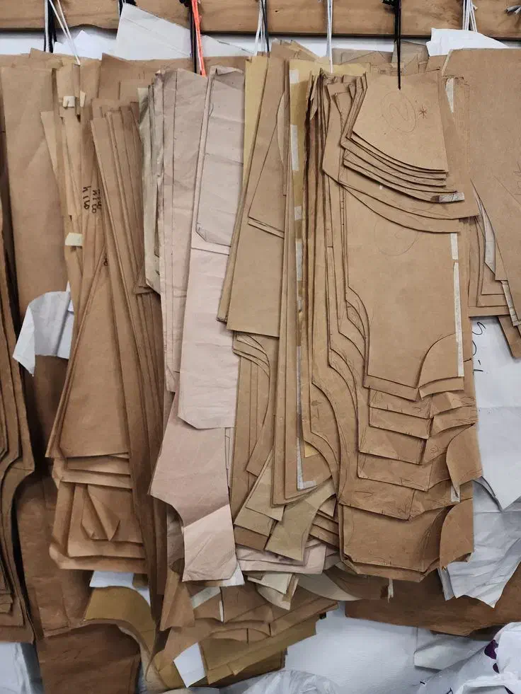 رسم الگو دلخواه +ارسال+آموزش رسم و دوخت رایگان|لوازم خیاطی و بافتنی|رشت, گلسار|دیوار