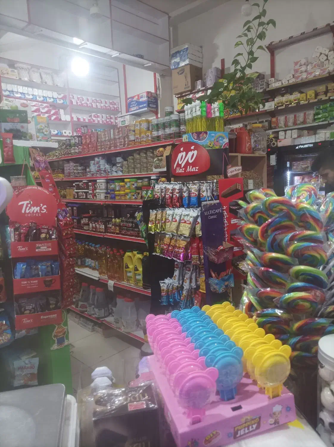 فروشنده وچیدمان درفروشگاه|استخدام خدمات فروشگاه و رستوران|الوند, |دیوار