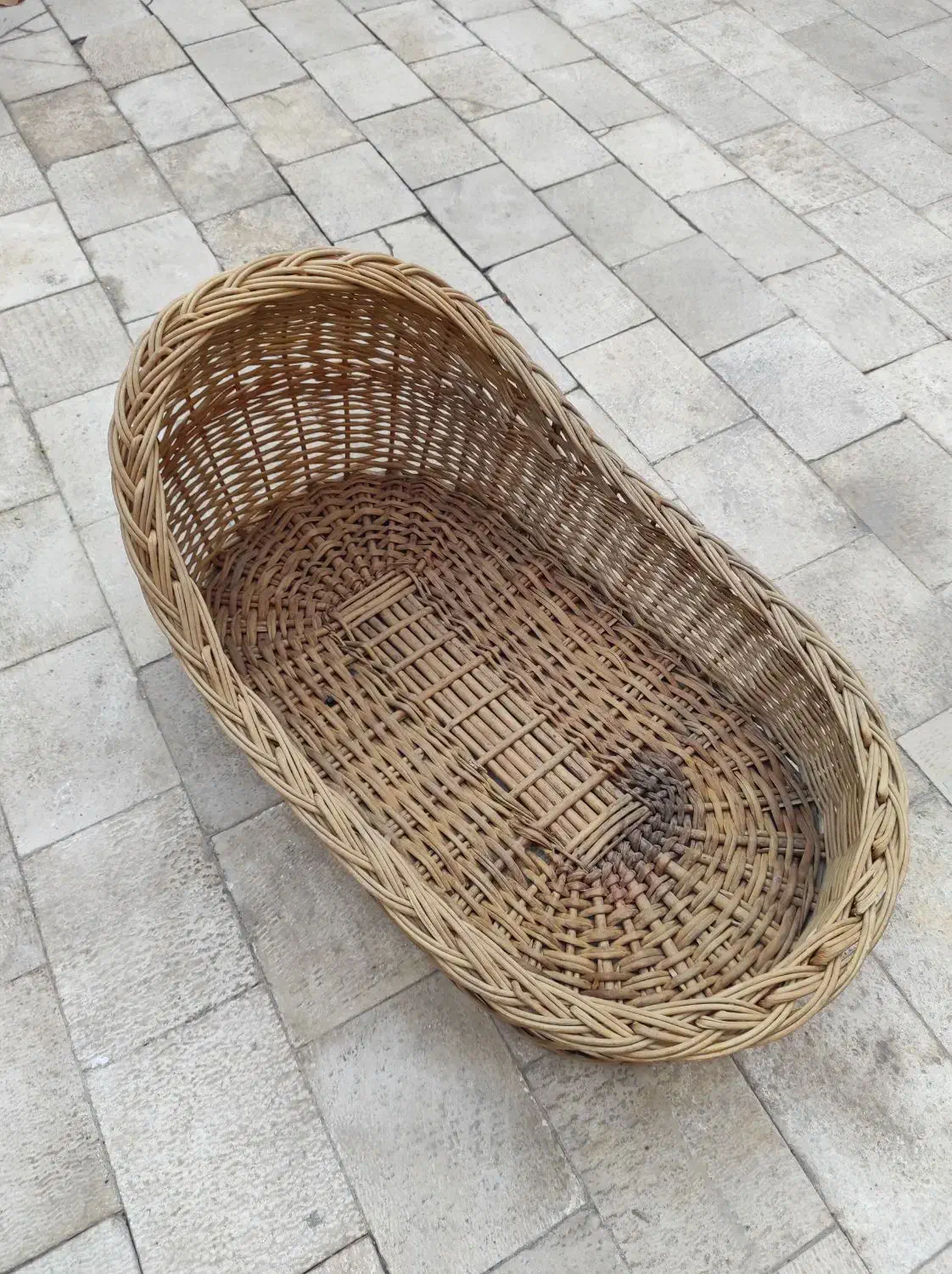 سبدجنس چوبی محکم مناسب نگه داری پت|لوازم جانبی حیوانات|اصفهان, طامه|دیوار