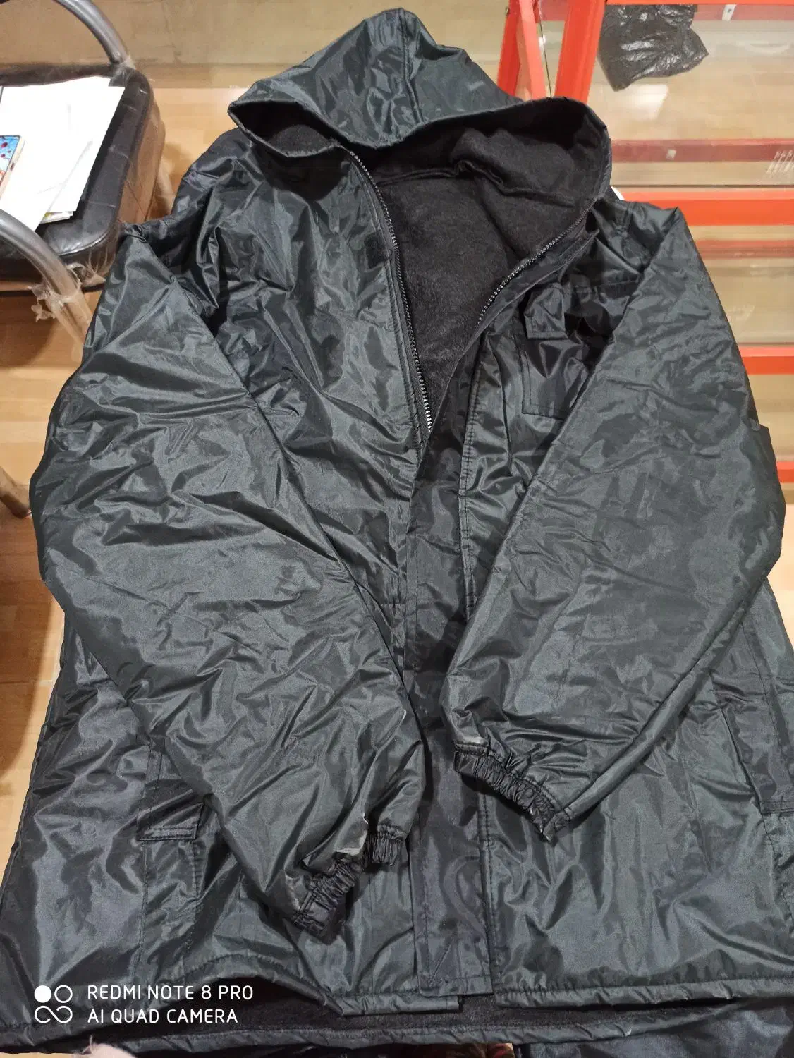 بادگیر و چکمه|لباس|گنبد کاووس, |دیوار