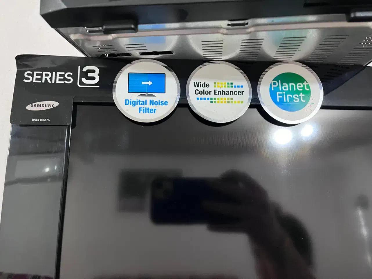 تلویزیون ۳۲اینج|تلویزیون و پروژکتور|رشت, حومه رشت|دیوار