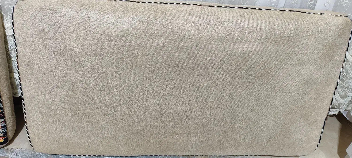 پشتی|پشتی|زرندیه, |دیوار