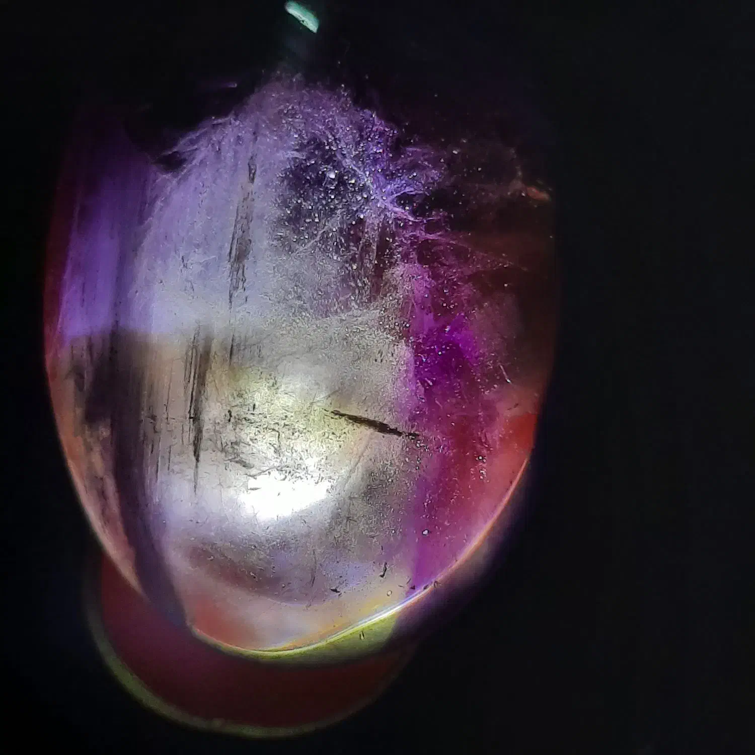 سنگ جواهری اماتیست|جواهرات|قنوات, |دیوار