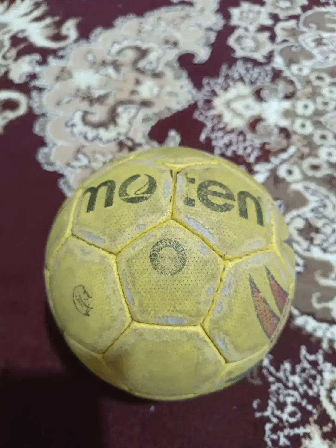 توپ هندبال|ورزش‌های توپی|قم, دروازه ری|دیوار