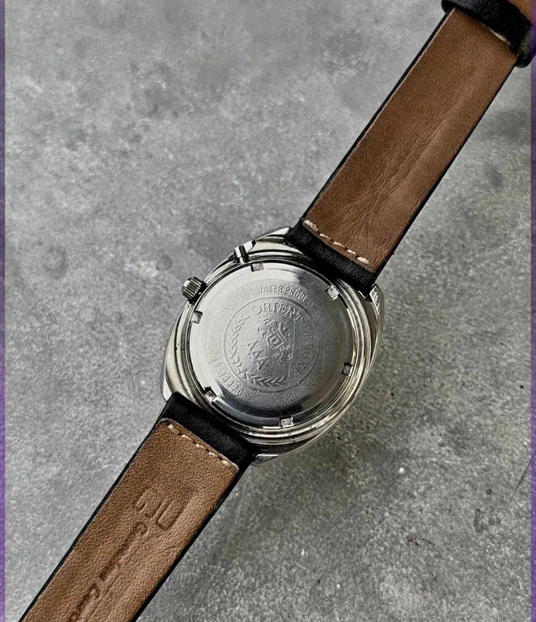 ساعت مچی قدیمی اورینت|ساعت|مهاباد (آذربایجان غربی), |دیوار