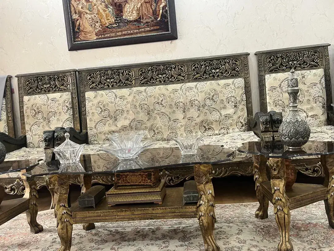 مبل چوبی سلطنتی کله شیر و ویترین|مبلمان خانگی و میز عسلی|اصفهان, ملکشهر|دیوار
