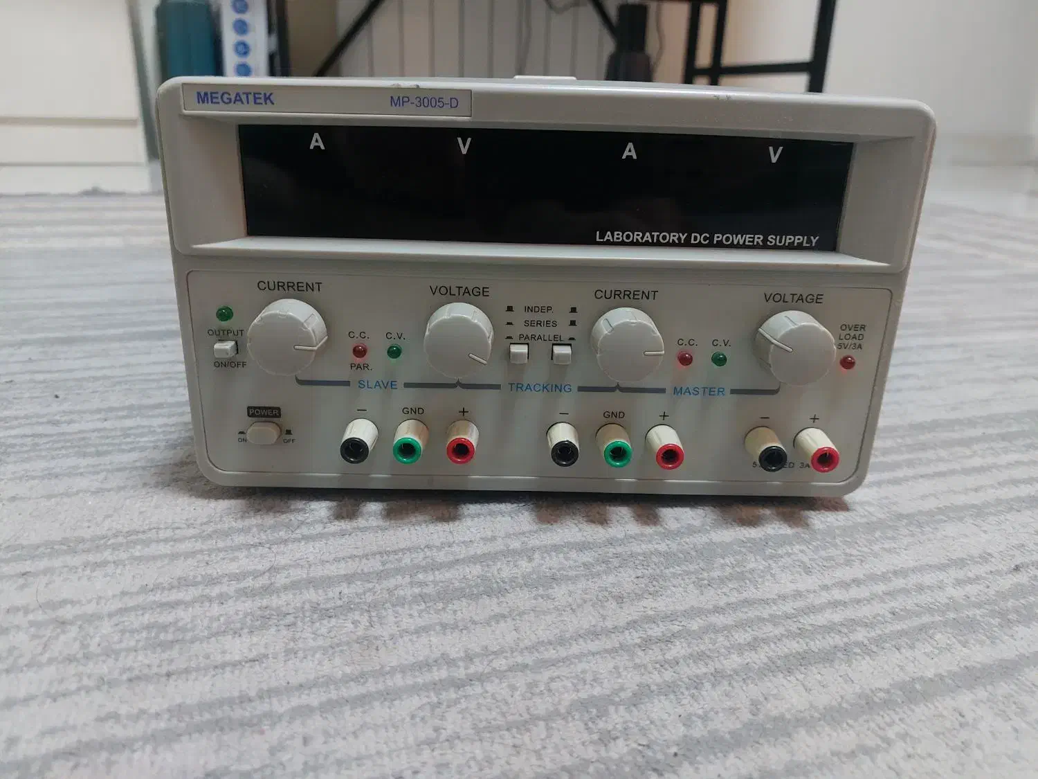 منبع تغذیه megatek mp-3005-D کارکرده سالم|ابزارآلات|تهران, زرکش|دیوار