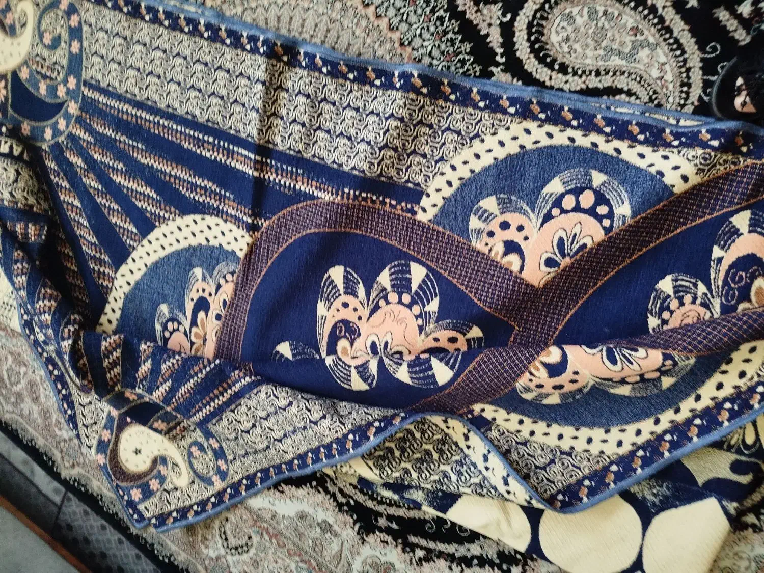 روفرشی|روفرشی|زنجان, |دیوار