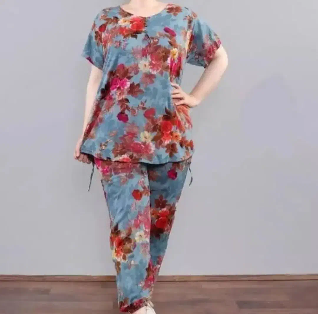 خیاطی|لباس|زنجان, |دیوار