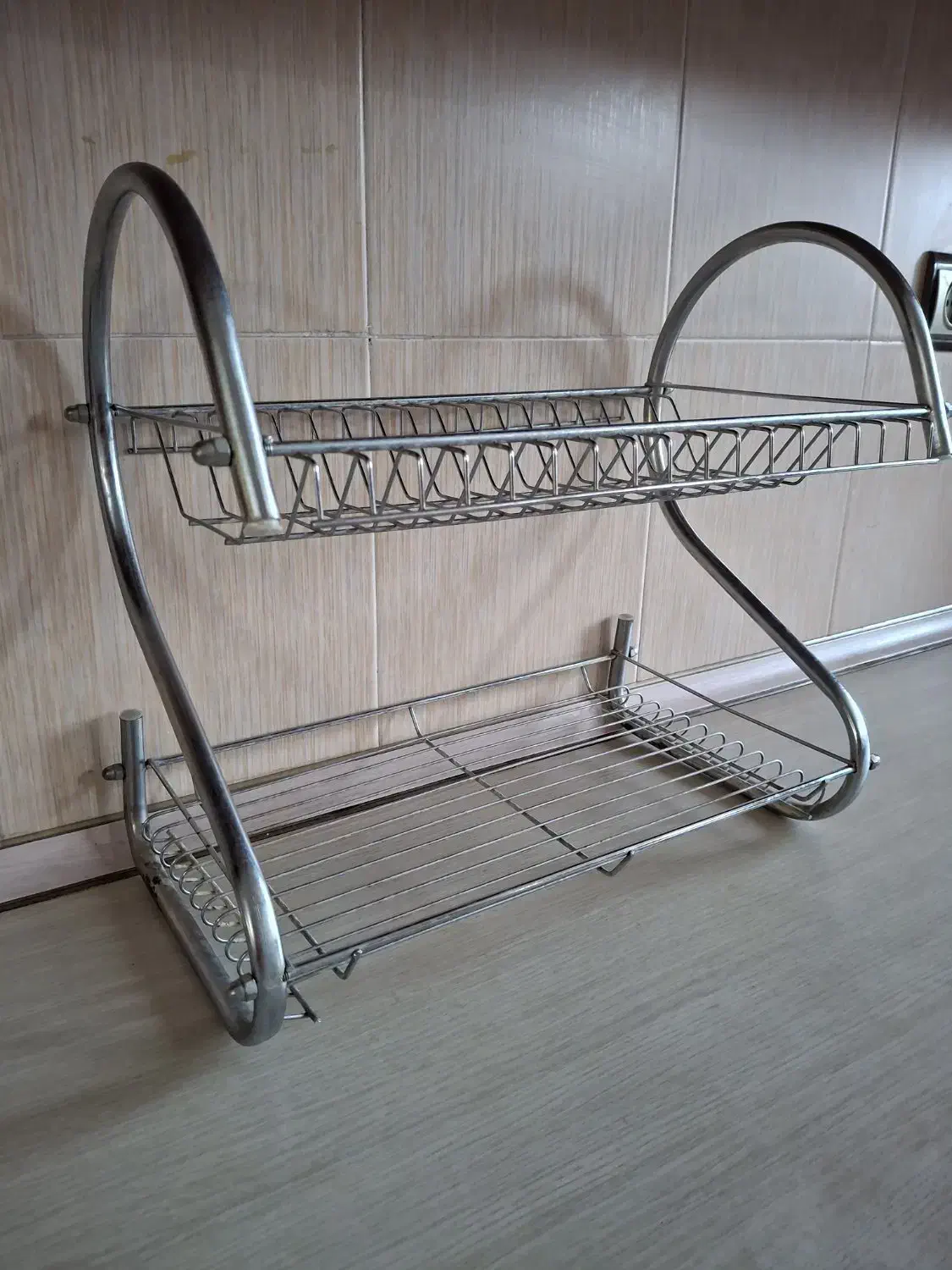 آبچکان|آب‌چکان و نظم‌دهنده ظروف|خوی, |دیوار