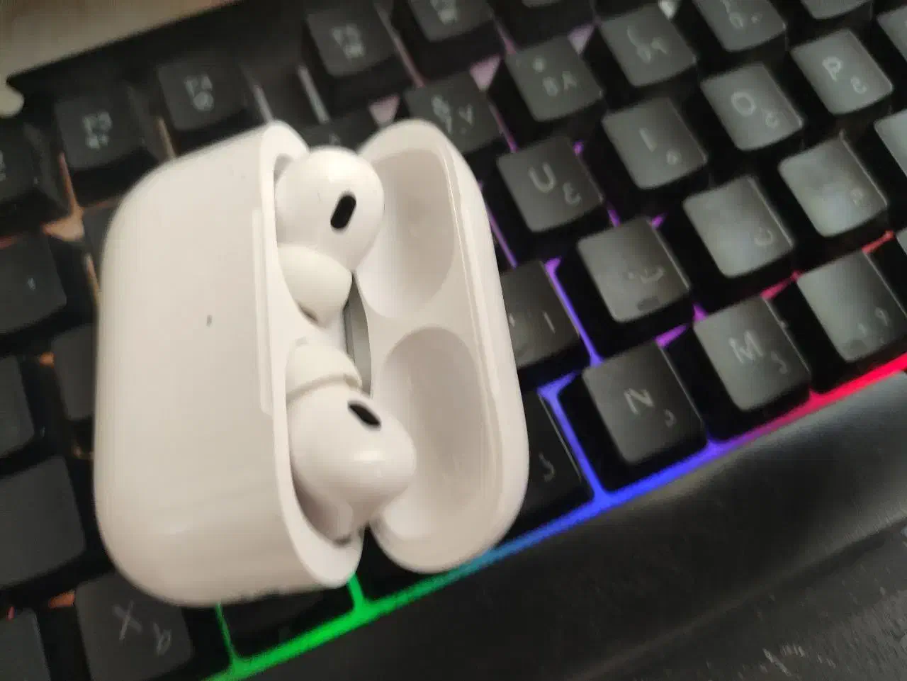 ایرپاد پرو ۲ سوپر های کپی/هدفون/بلوتوث/هندزفری|لوازم جانبی موبایل و تبلت|مشهد, سراب|دیوار