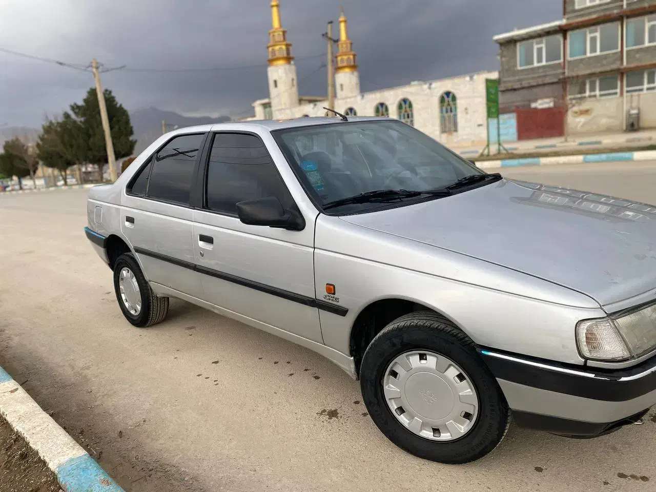 پژو ۴۰۵ بدون رنگ|خودرو سواری و وانت|روانسر, |دیوار