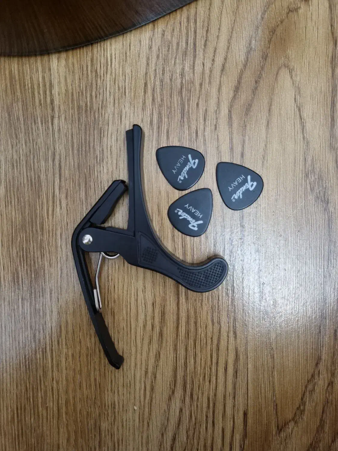 گیتار c40 یاماها فروش فوری|گیتار، بیس، امپلیفایر|اسکو, |دیوار