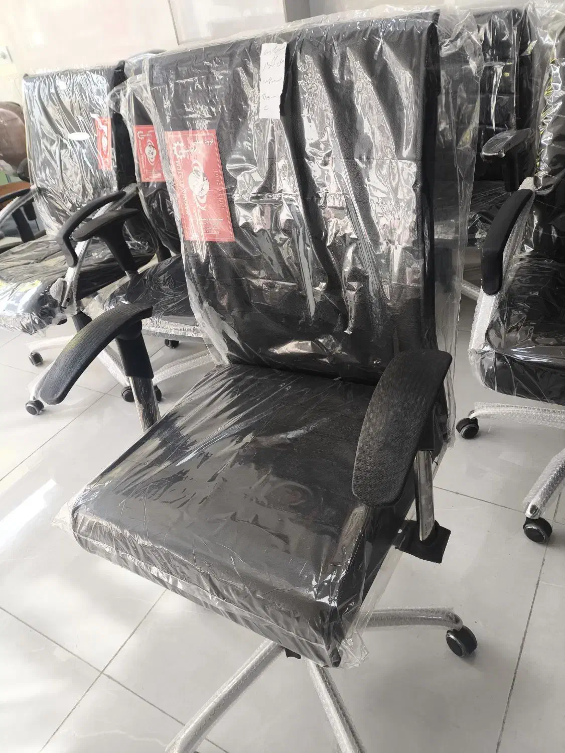 صندلی کرکره ای|مبلمان اداری|قم, ولیعصر|دیوار