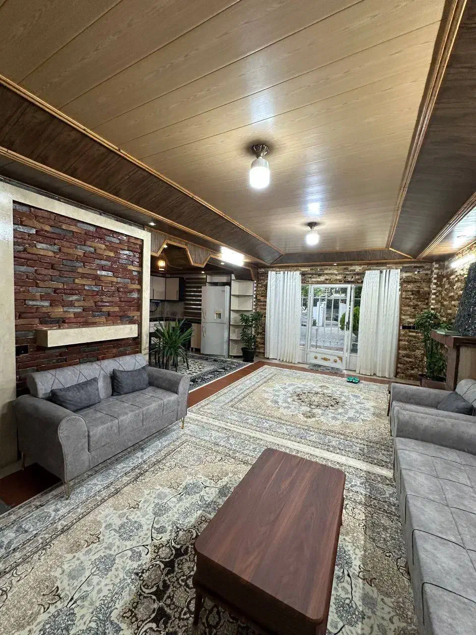 دوبلکس باشه و با این حیاط دلنشین دیگ تهران نمیری|فروش خانه و ویلا|آستانه سرا, |دیوار