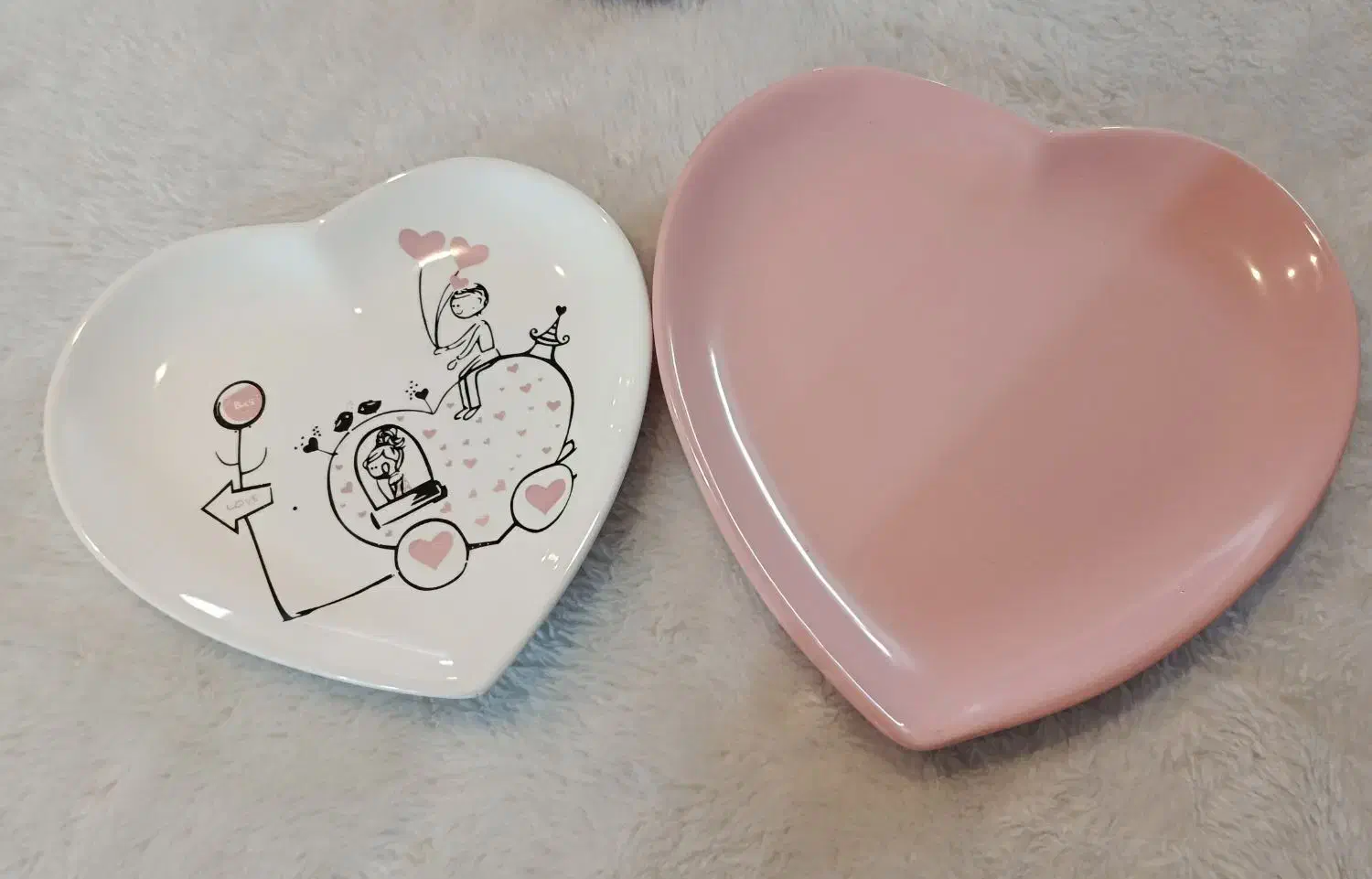 سرویس ظروف دو نفره سرامیکی قلبی 12 پارچه نو|ظروف سرو و پذیرایی|سمنان, |دیوار