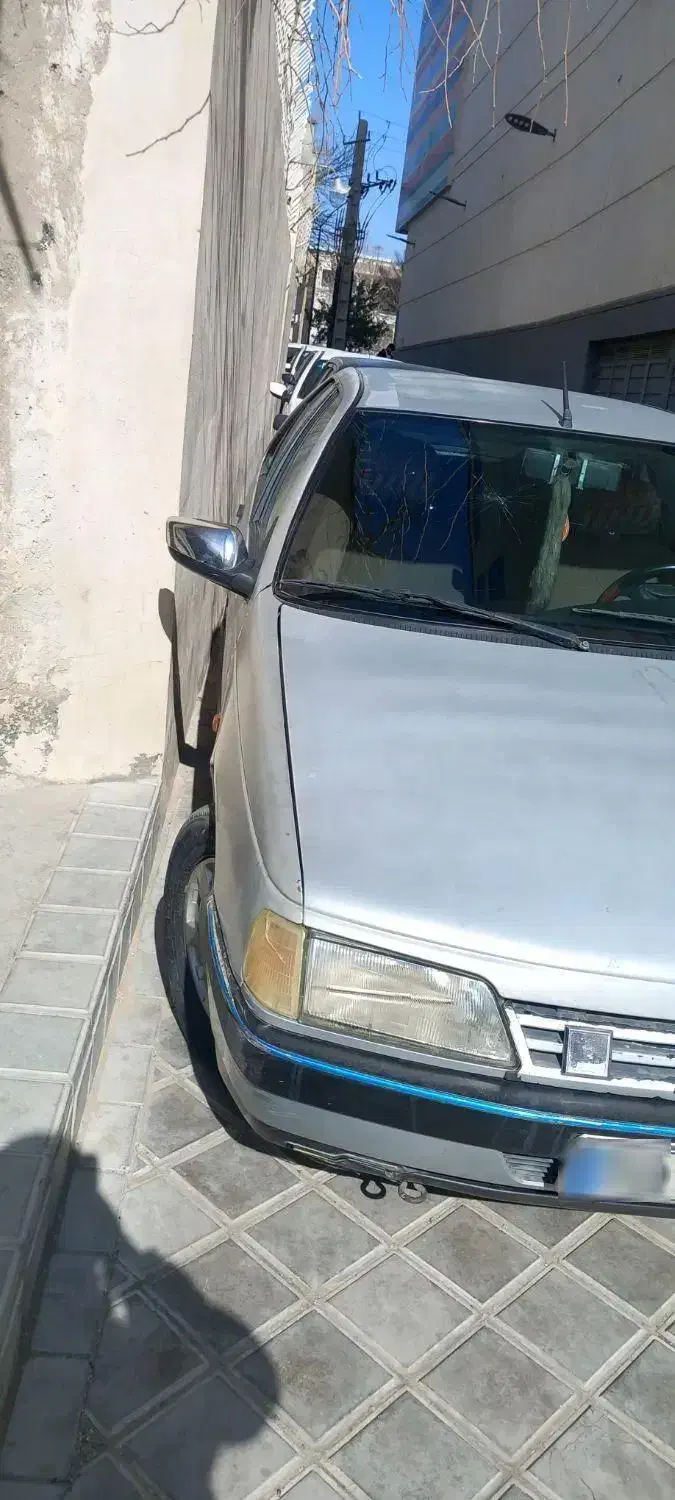 پژو ۴۰۵|خودرو سواری و وانت|بروجرد, |دیوار