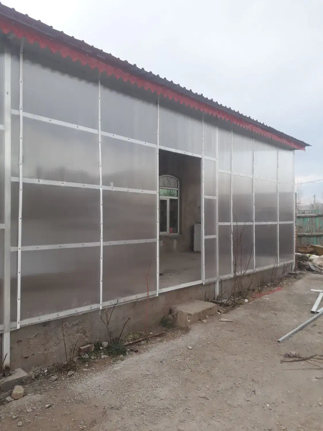 اجرای سایبان پلی کربنات شیروانی|خدمات پیشه و مهارت|اردبیل, |دیوار