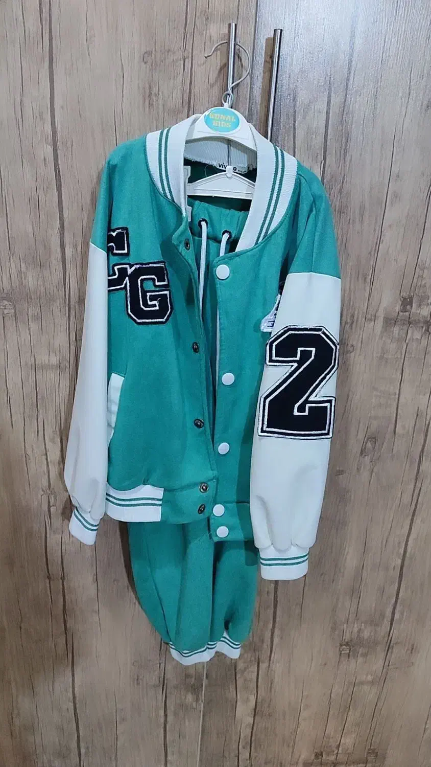 ست اسپرت تا۸سال درحدنو|کفش و لباس بچه|گلستان (تهران), |دیوار