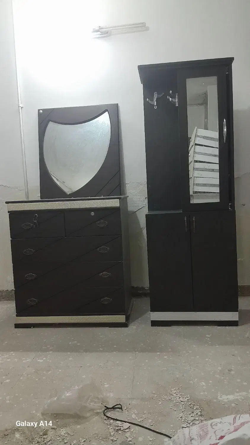 دراور و جاکفشی|جاکفشی، کمد، دراور|صفادشت, |دیوار