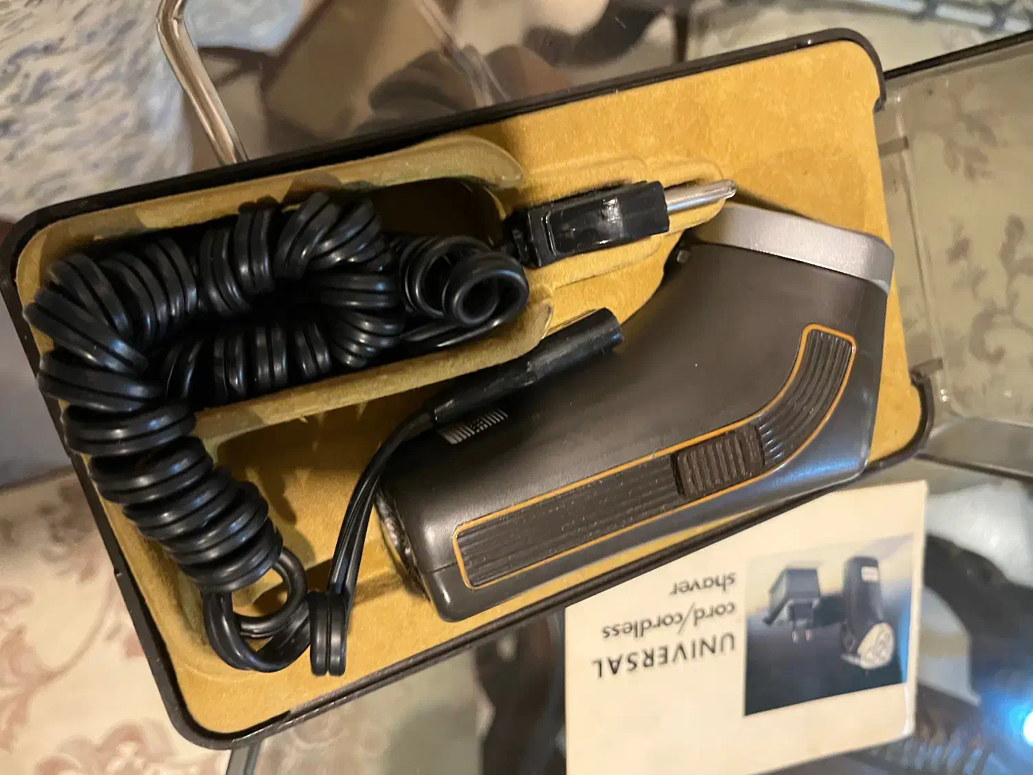 ریش تراش قدیمی فیلیپس|آرایشی، بهداشتی، درمانی|تهران, حسینآباد|دیوار