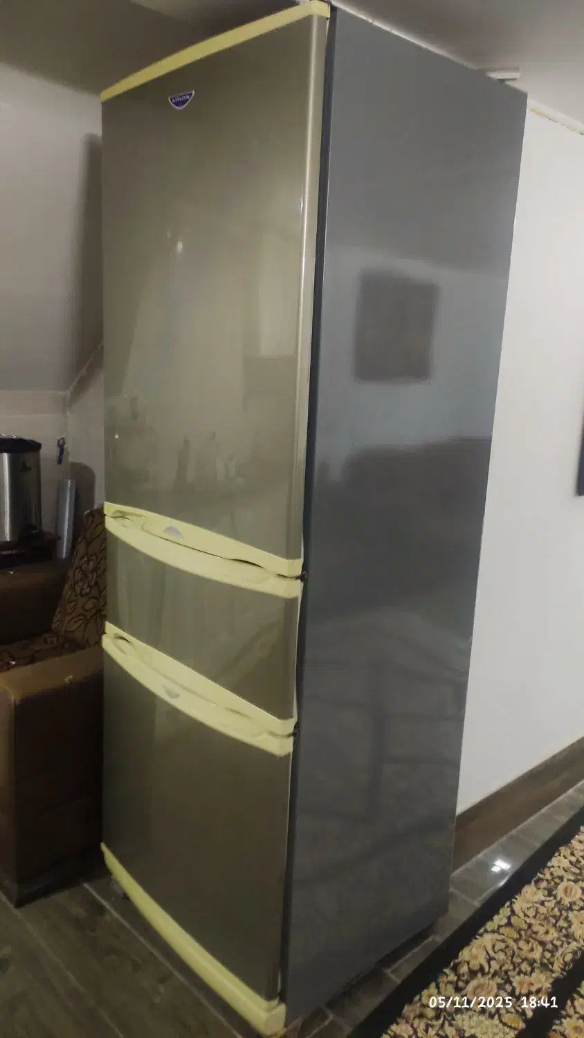 فروش یخچال فریزر|یخچال و فریزر|اقلید, |دیوار