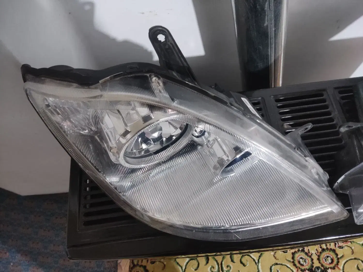 چراغ جلو تیبا|قطعات یدکی و لوازم جانبی|کرمان, |دیوار