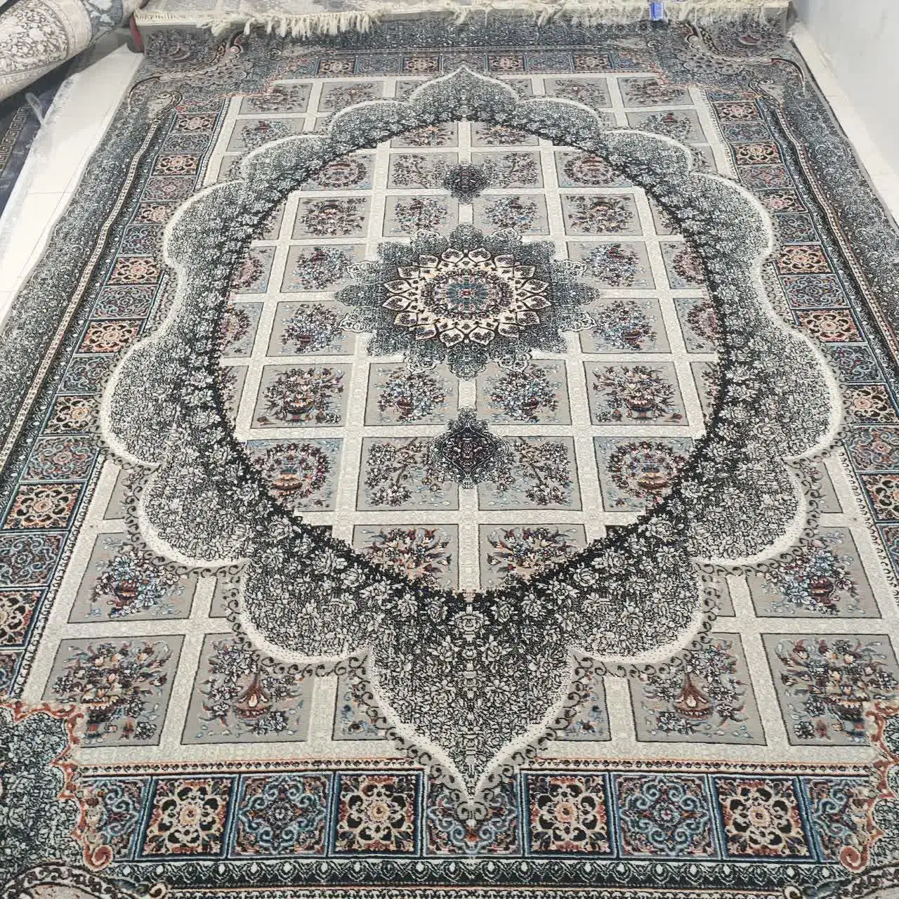 فرش آکبند انبار مشهد کاشان ۱۲|فرش|شاهرود, |دیوار