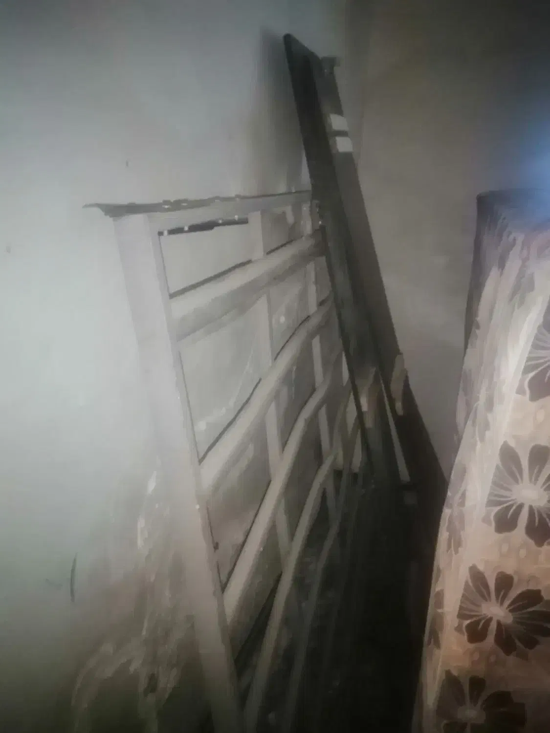 تخت خواب و دوچرخه12|تخت و سرویس خواب|خرمشهر, |دیوار