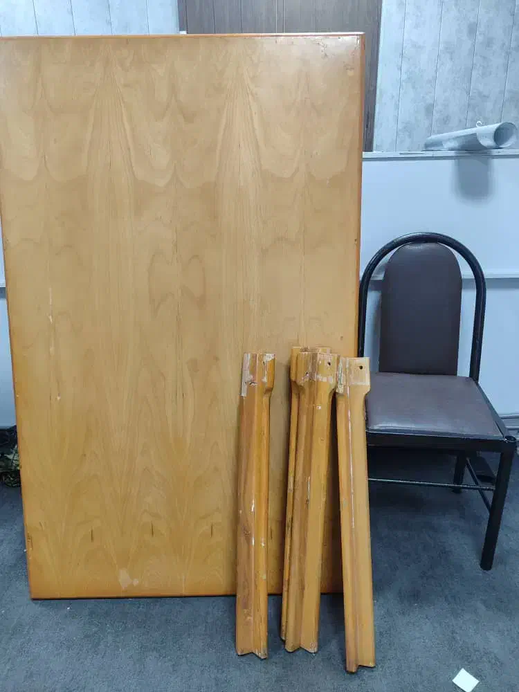 میز|میز و صندلی غذاخوری|اهواز, نادری|دیوار