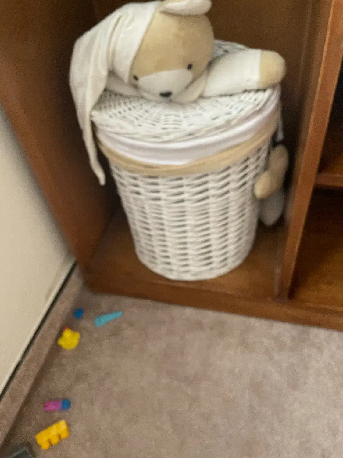 سیسمونی|اسباب و اثاث بچه|شیراز, سیلو|دیوار