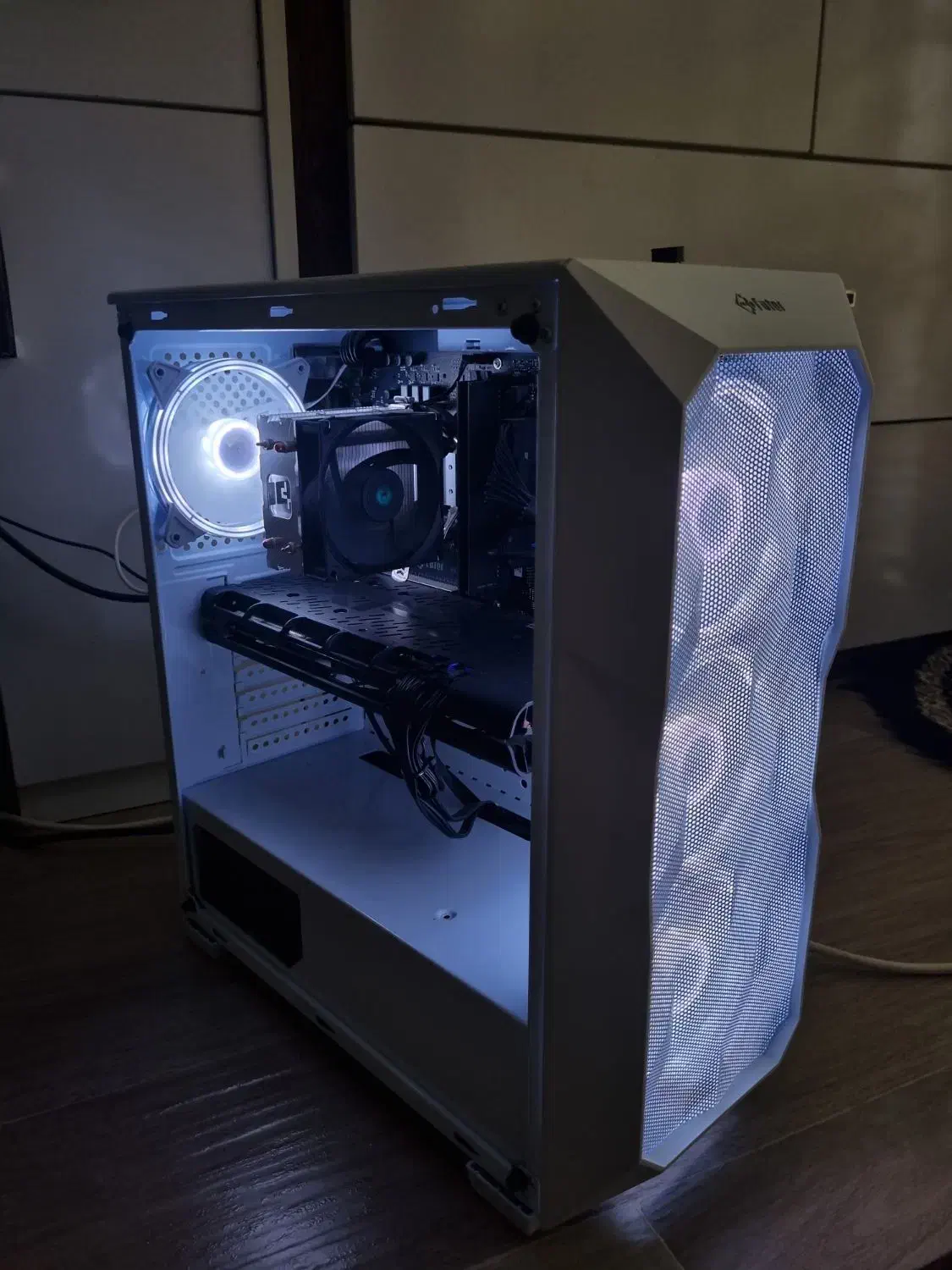 سیستم گیمینگ کامل +مانیتور ۲۴ RX5700XT کم کارکرد|رایانه رومیزی|گلبهار, شهر جدید گلبهار|دیوار