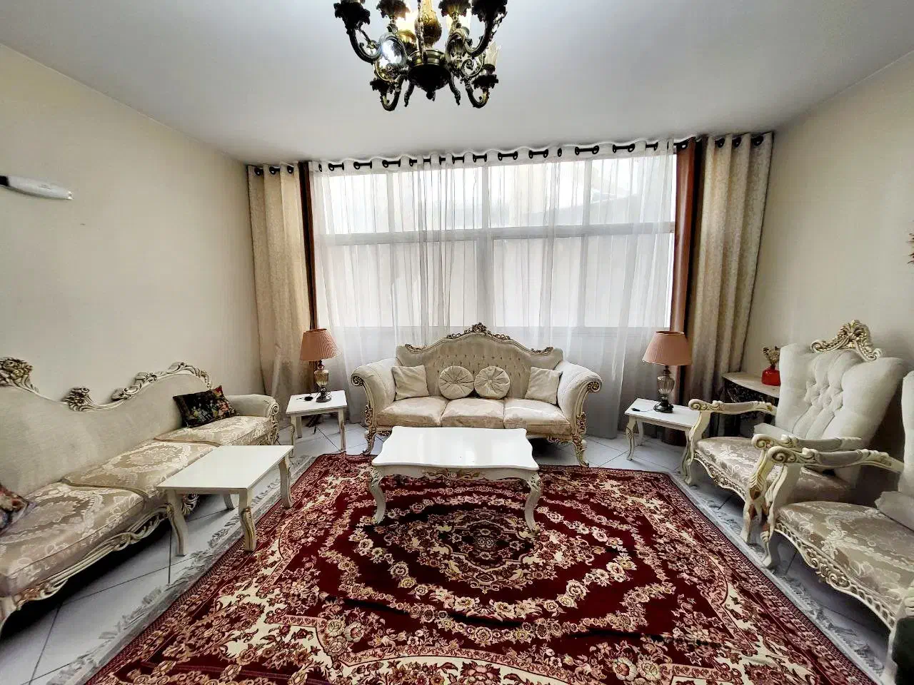 مبل ۸نفره کلاسیک استیل|مبلمان خانگی و میز عسلی|تهران, امیرآباد|دیوار