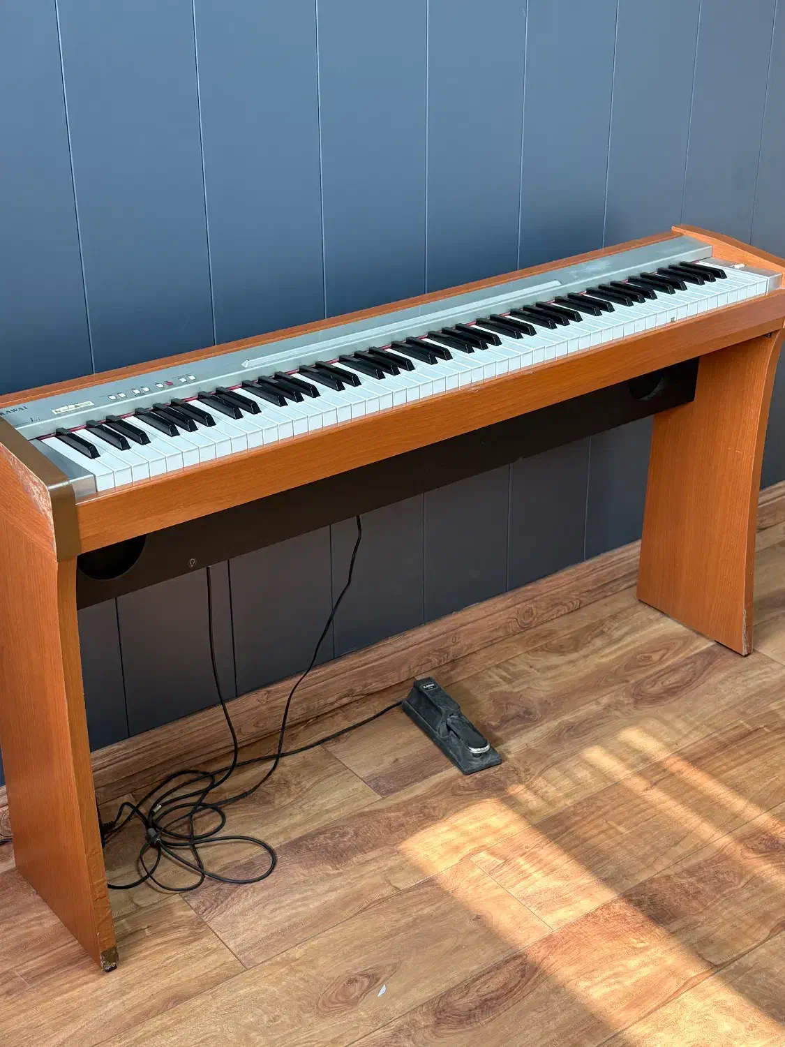 پیانو دیجیتال کاوایی مدل L1|پیانو، کیبورد، آکاردئون|رشت, بوسار|دیوار