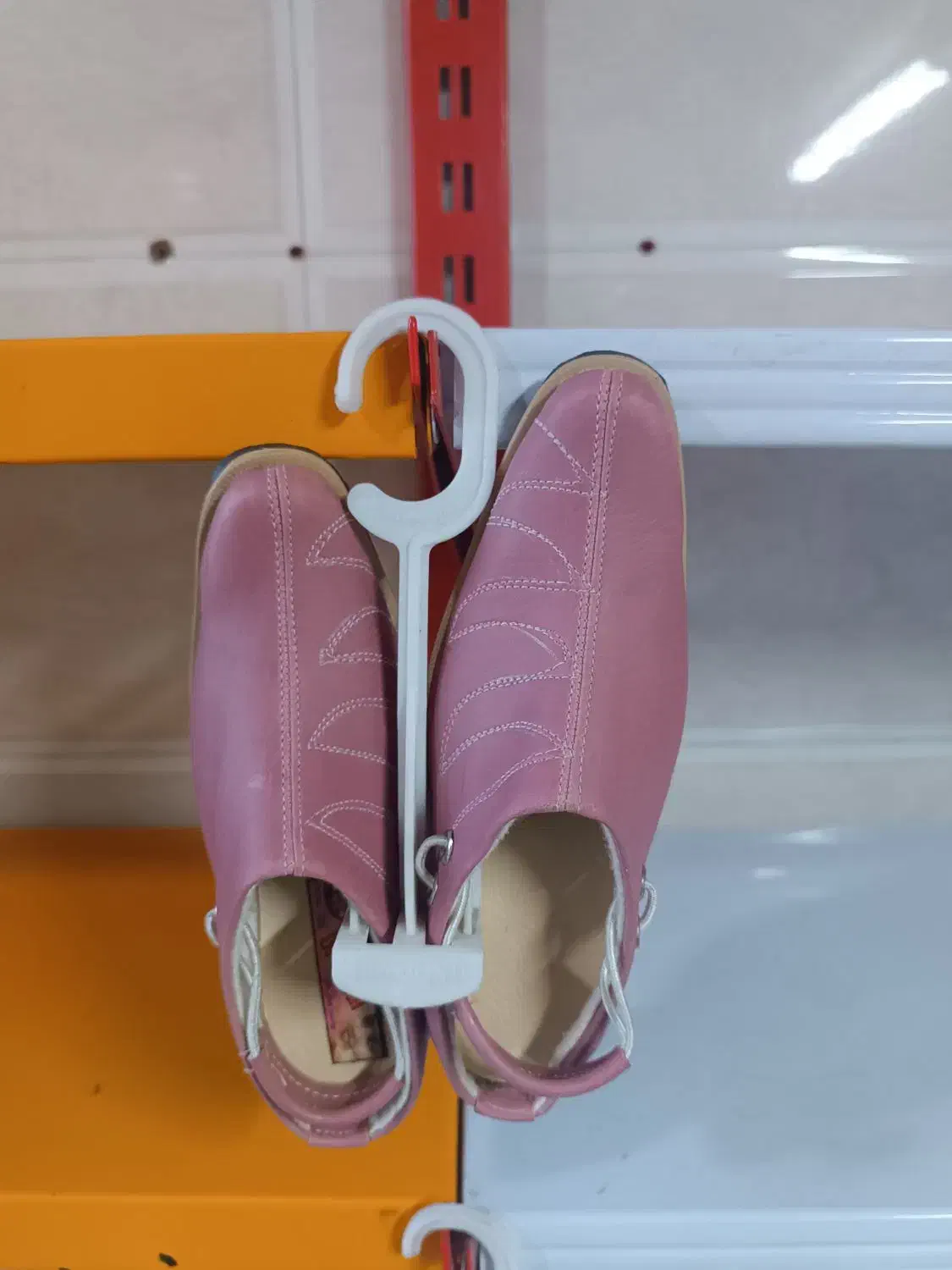 وسایل کفش فروشی|فروشگاه و مغازه|بروجرد, |دیوار