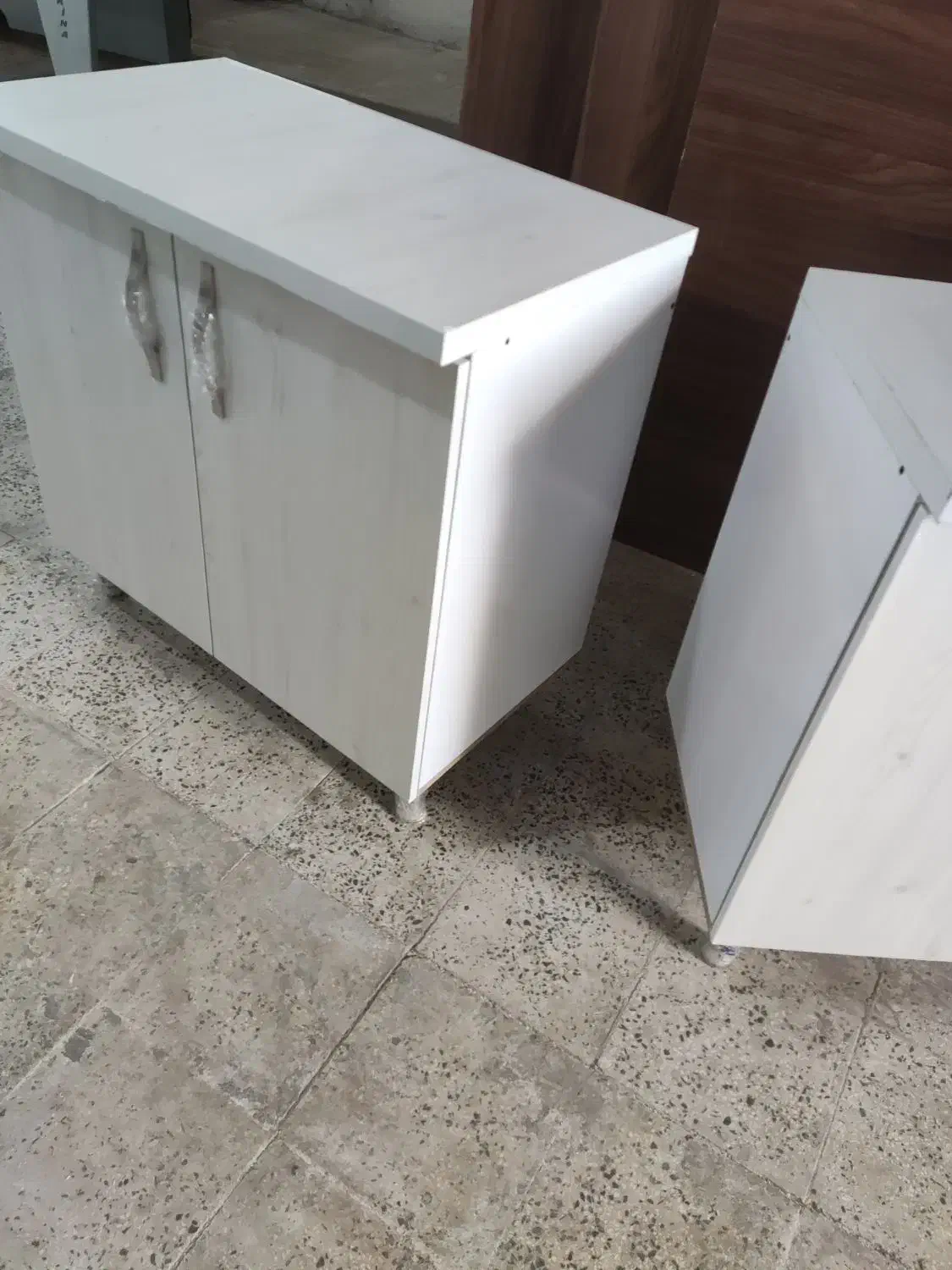 کابینت آماده دو درب ، طبقه دار ، جاظرفی ، زیر گازی|مصالح و تجهیزات ساختمان|تهران, شکوفه (عبدل آباد)|دیوار