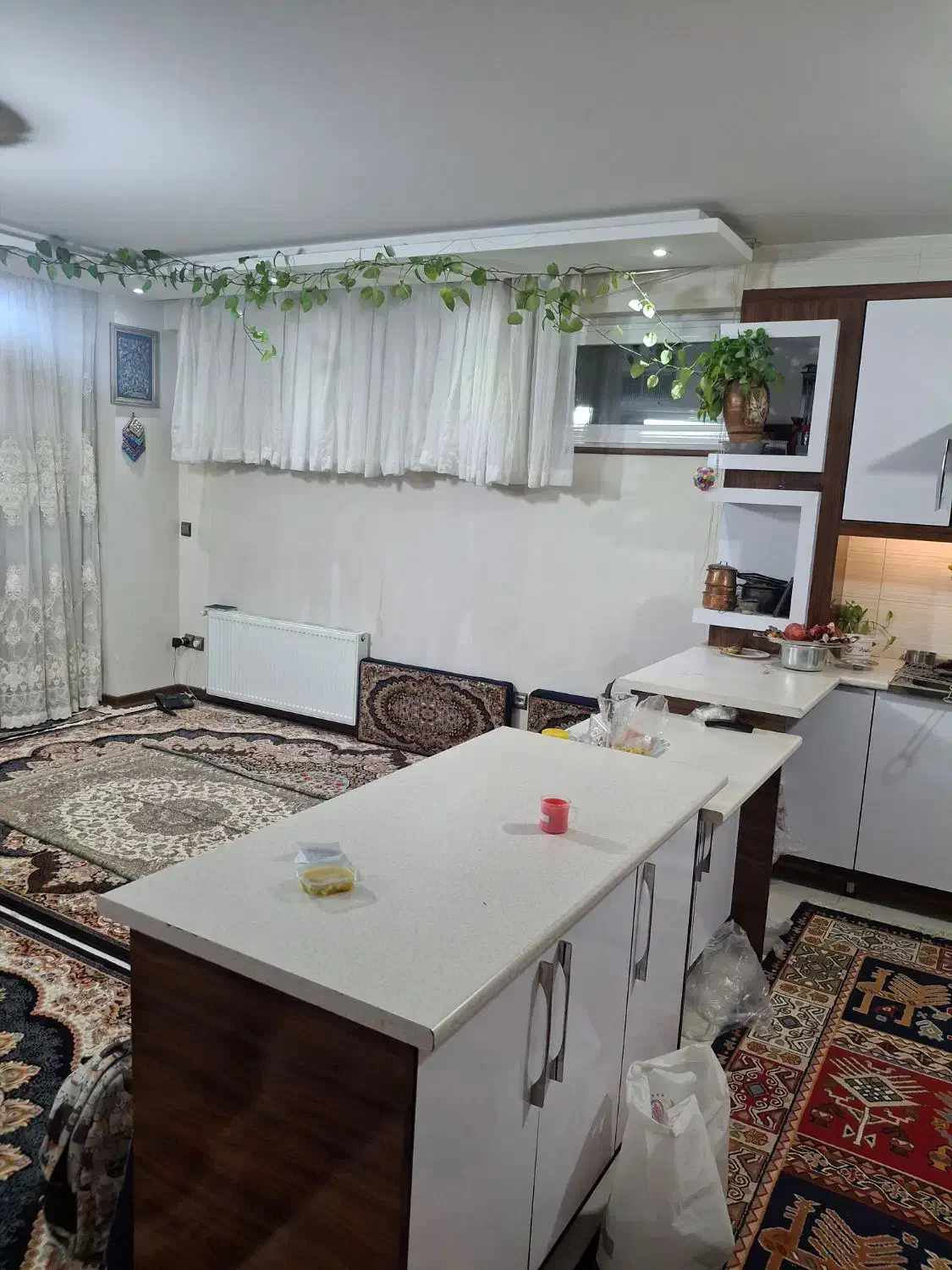 آپارتمان۸۵متر/۲خواب/خ پروین/ط اول ۳بر نور،جنوبی|فروش آپارتمان|اصفهان, پروین|دیوار