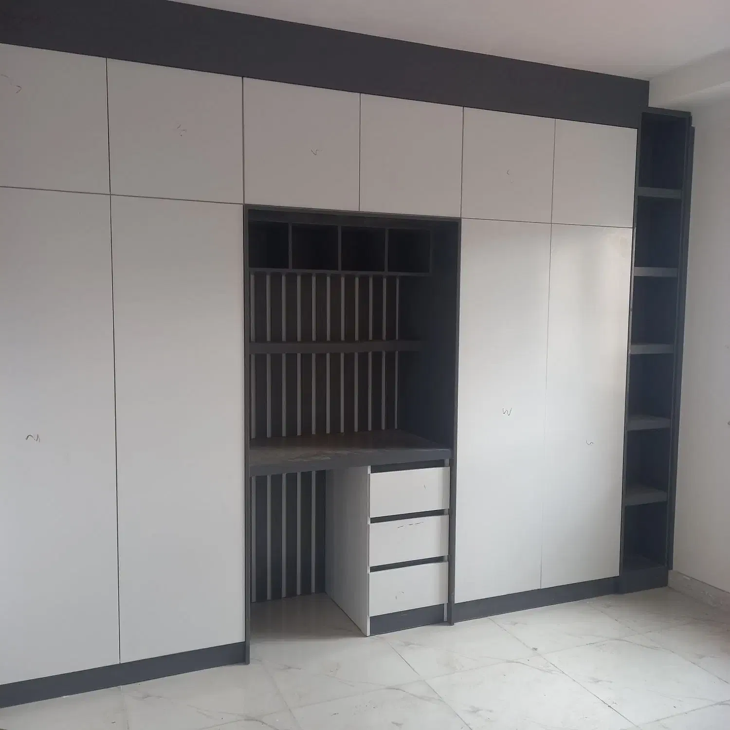 ۱۰۵ متری ولیعصر جنب حشمت توشیبا|فروش آپارتمان|رشت, منظریه|دیوار