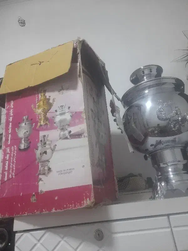 سماور ۱۲ لیتری|سماور، چای‌ساز، قهوه‌ساز|صحنه, |دیوار