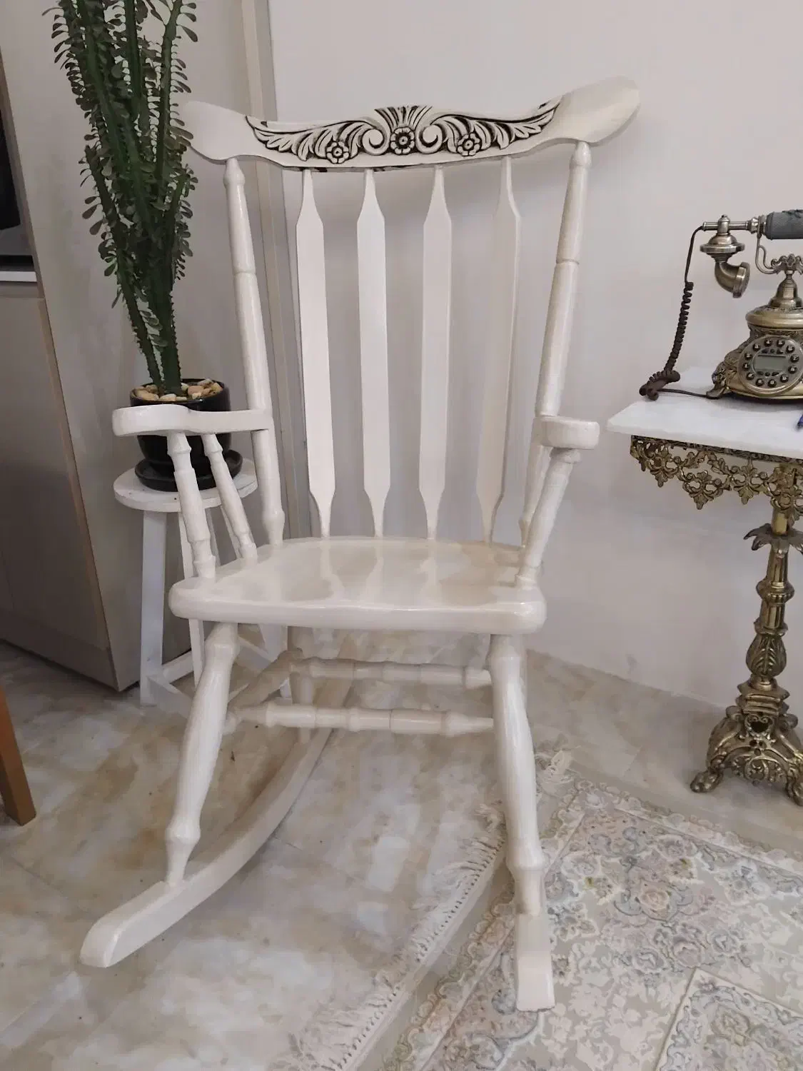 صندلی راک|صندلی و نیمکت|گلبهار, شهر جدید گلبهار|دیوار