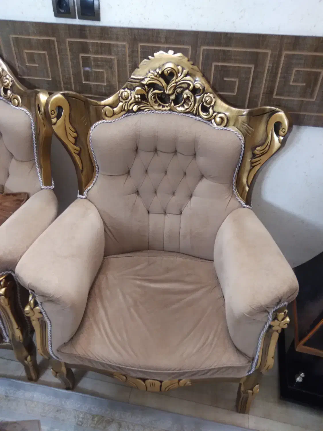 مبل ۹ نفره|مبلمان خانگی و میز عسلی|فولادشهر, B4|دیوار