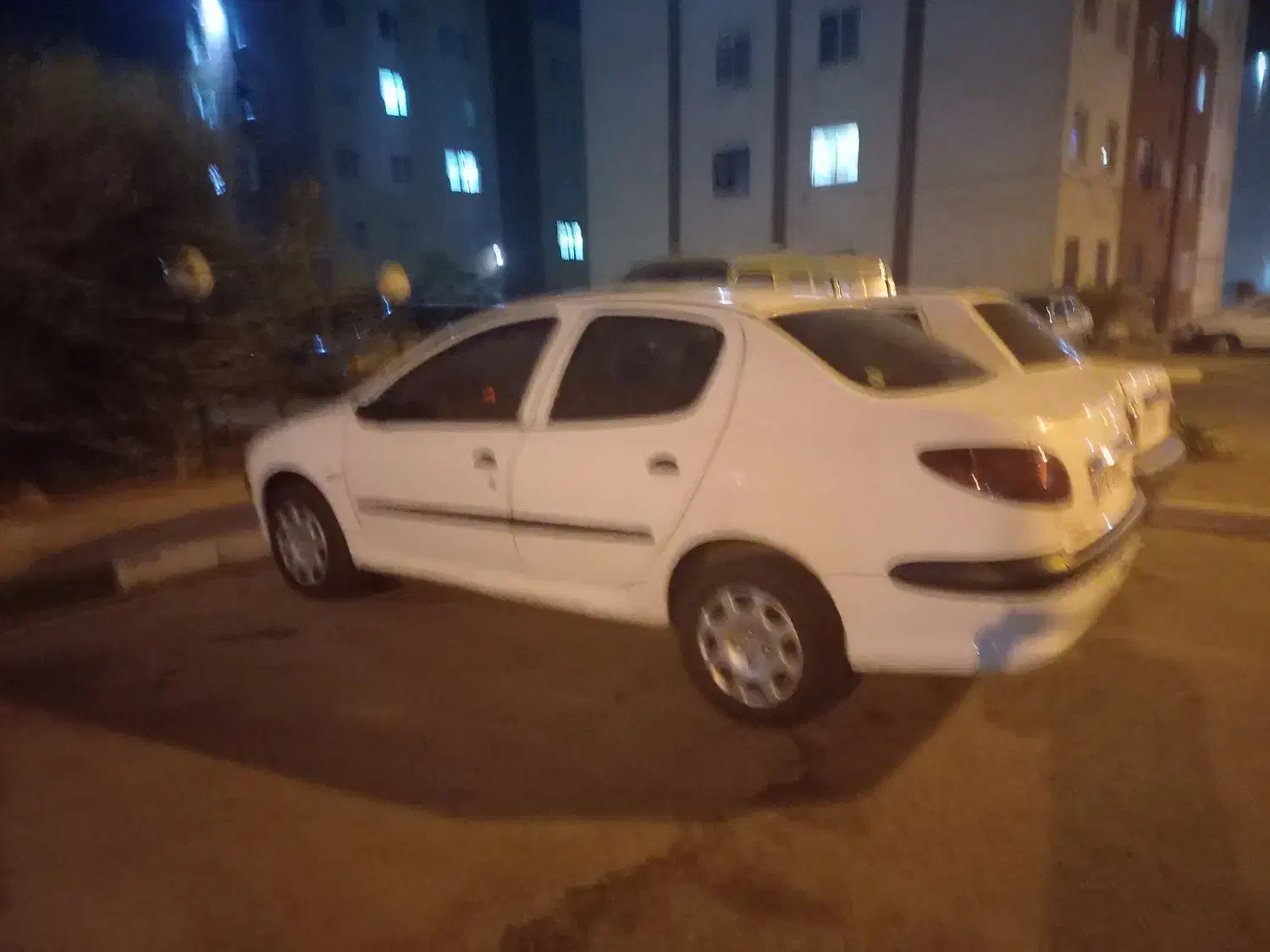 ۲۰۶v8|خودرو سواری و وانت|پرند, فاز ۶|دیوار