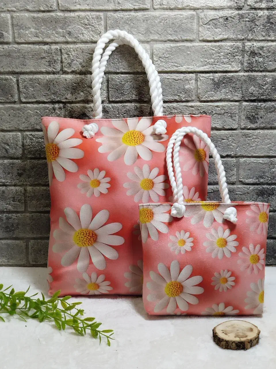 ساک دستی|کیف، کفش، کمربند|دالاهو, |دیوار