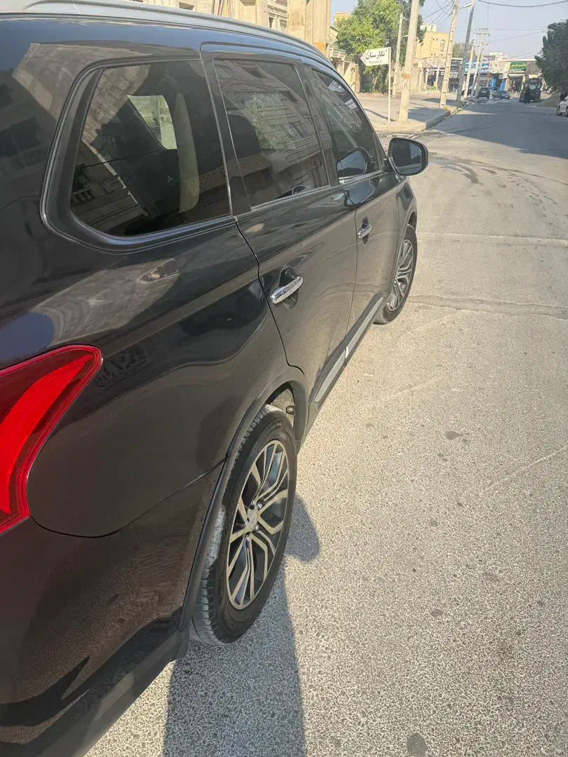 میتسوبیشی اوتلندر ۲۰۱۸ تیپ ۵ فول|خودرو سواری و وانت|شیراز, شهرک سراج‎|دیوار