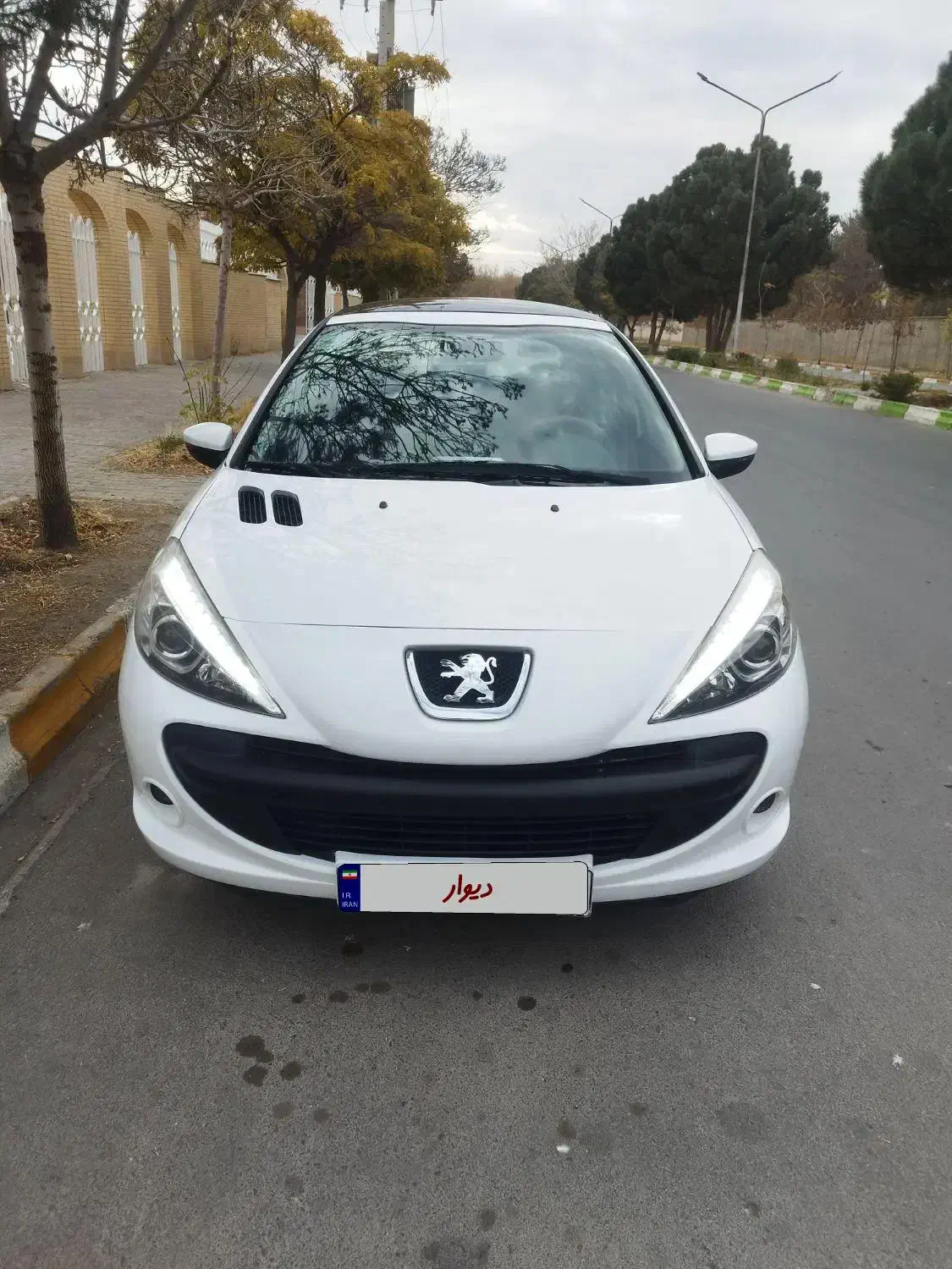 207 پانا تمیز مدل 1400|خودرو سواری و وانت|قوچان, |دیوار